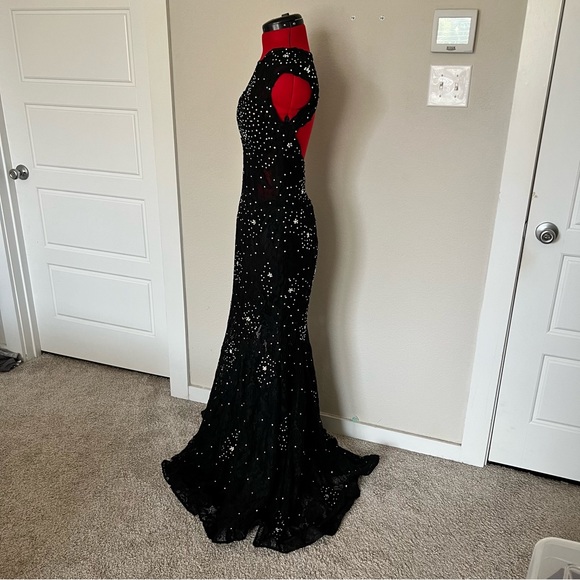 Camille La Vie Black Mermaid Jeweled/Sequin Floral Lace Formal Gown US 8 😍 - Picture 12 of 16